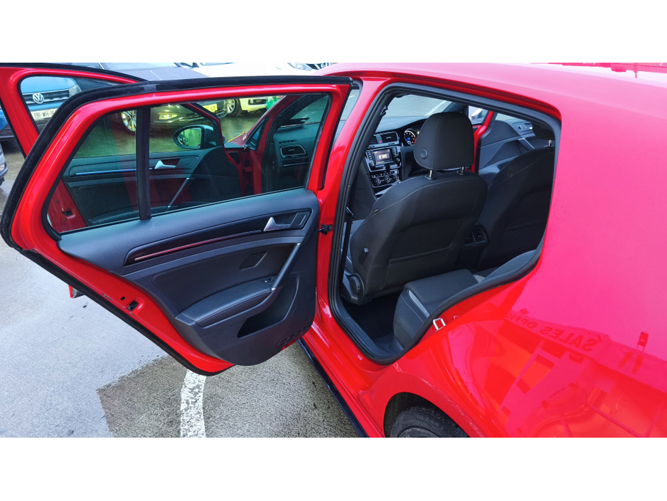 2015 Volkswagen Golf 2.0 R 4X4 300PS 5DR 1 Year Warranty €26,995