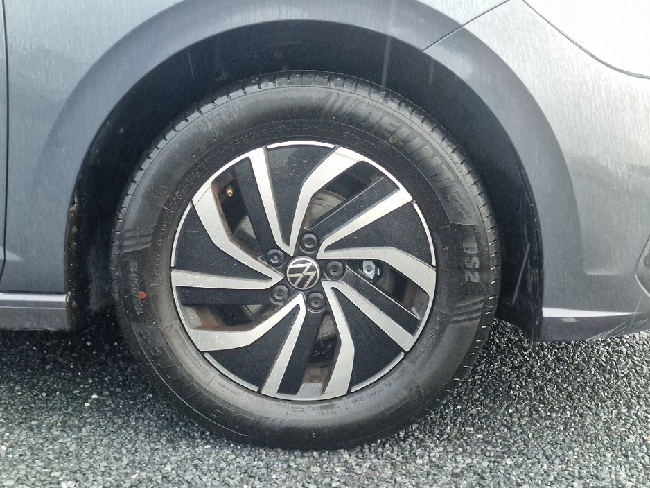 2023 Volkswagen Polo Life 1.0 TSI 95HP D7F 5DR Auto €20,950