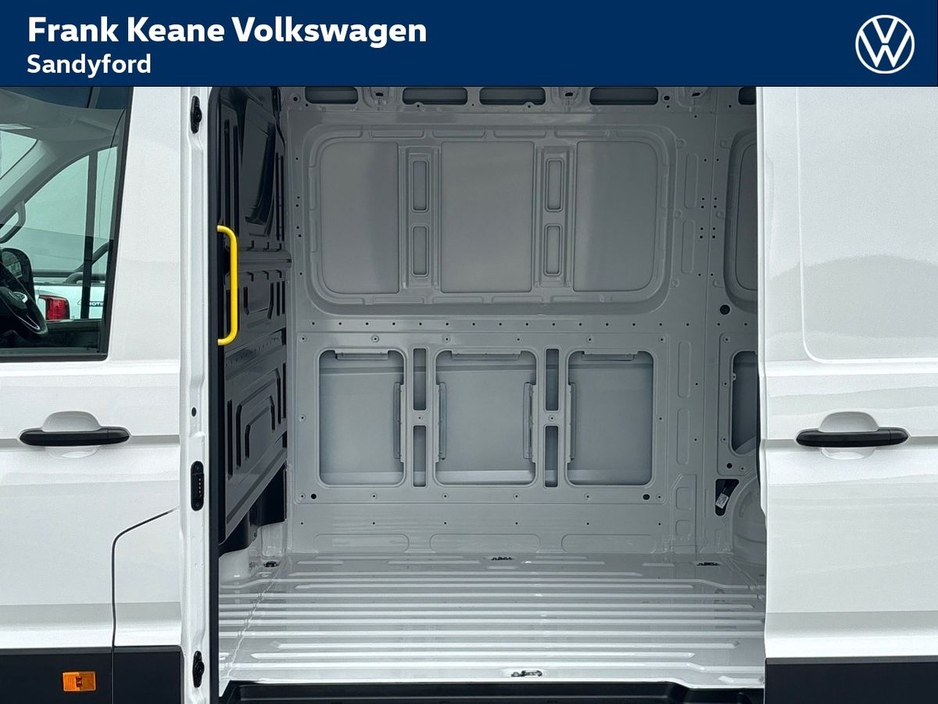 2025 Volkswagen Crafter HIGHLINE AUTO 30 MWB 140BHP *DEMO MODEL* *ERGOACTIVE DRIVER SEAT* *LED HEADLIGHTS* *17" ALLOYS* *HEATED SEATS* *REAR INTEGRATED STEP* *REAR VIEW CAMERA* *FRONT AND REAR PARKING SENSORS* €38,984