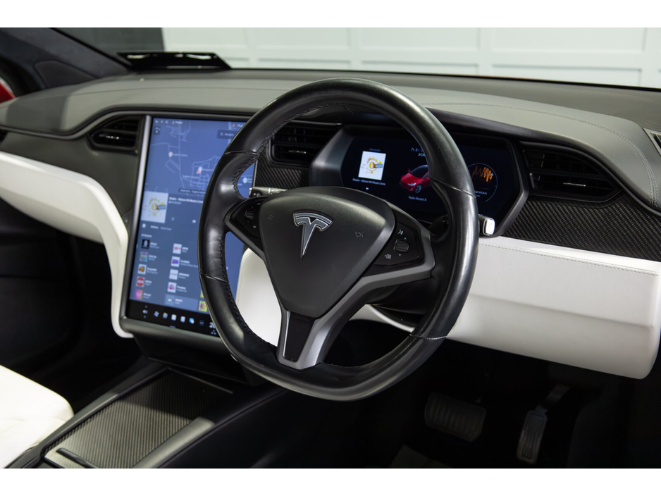 2019 Tesla Model X - image 9