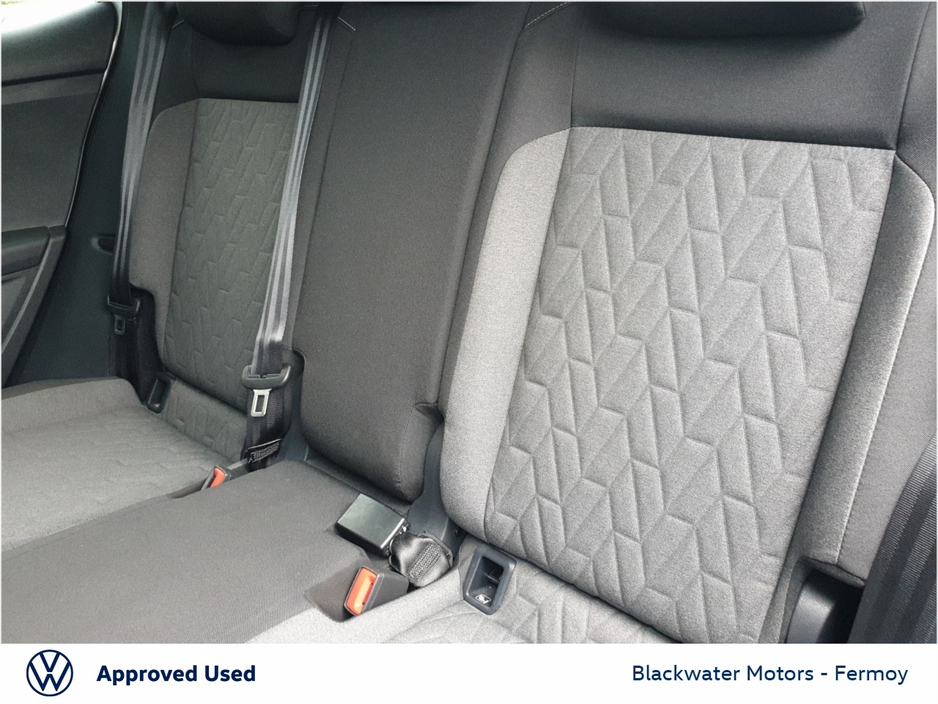 2025 Volkswagen T-Cross - image 24