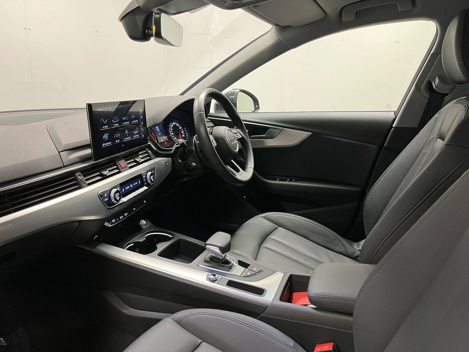 2023 Audi A4 SE 35TDI 163HP - Reversing Camera - Climate Control - Heated Seats - Cruise Control - Auto/Lights/Wipers - Apple CarPlay/Android Auto €37,950