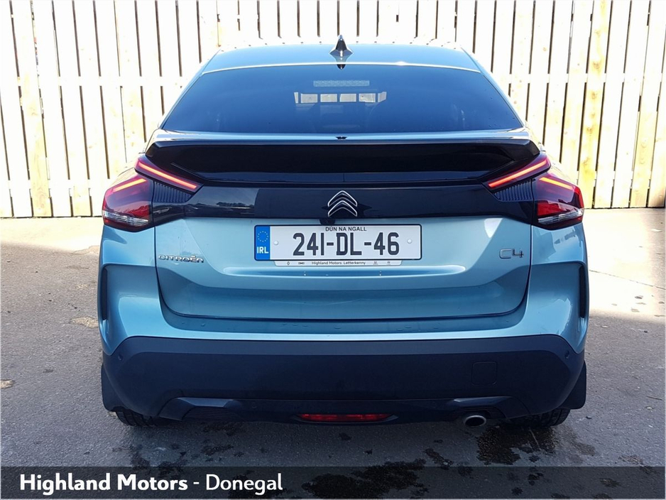 2024 Citroen C4 - image 11