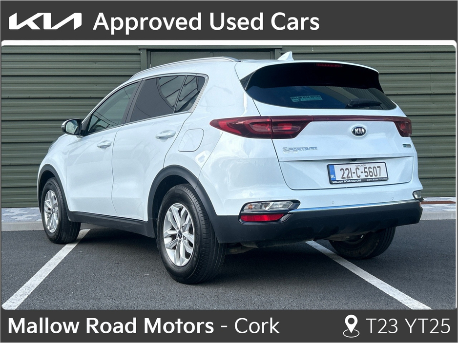 2022 Kia Sportage - image 3