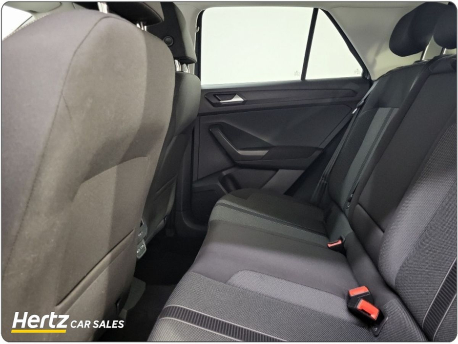 2023 Volkswagen T-Roc LIFE TSI 1.0 Petrol Manual €25,795