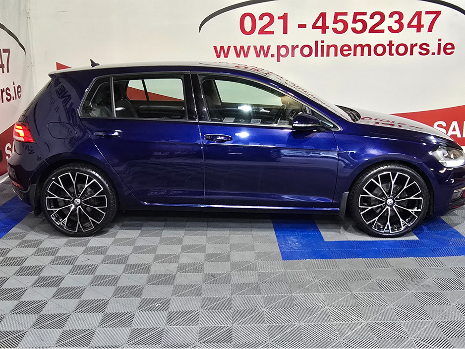 2018 Volkswagen Golf - image 6