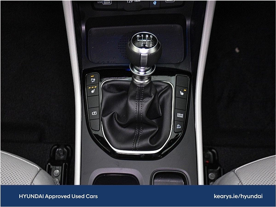 2022 Hyundai Tucson - image 20