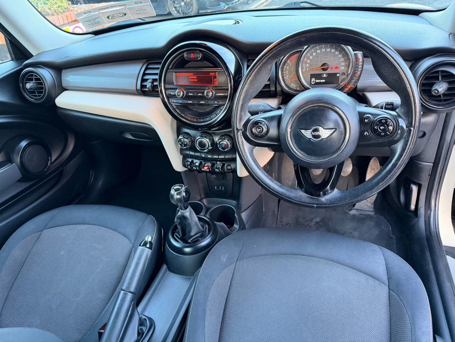 2014 MINI Hatch D XN12 2DR ONE €7,950