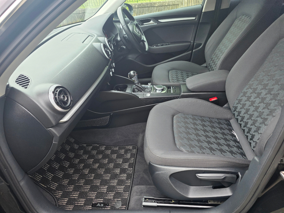 2014 Audi A3 - image 9