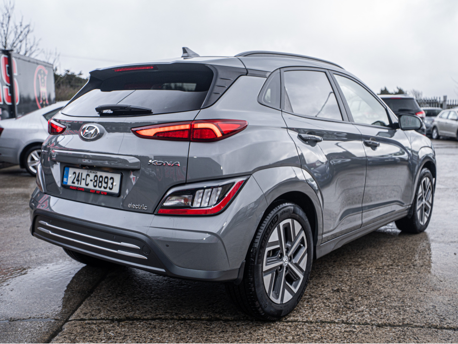 2024 Hyundai Kona 2024 Hyundai Kona EV Premium/SOH 100%/1yr warranty €24,888