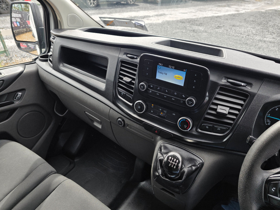 2021 Ford Transit - image 9