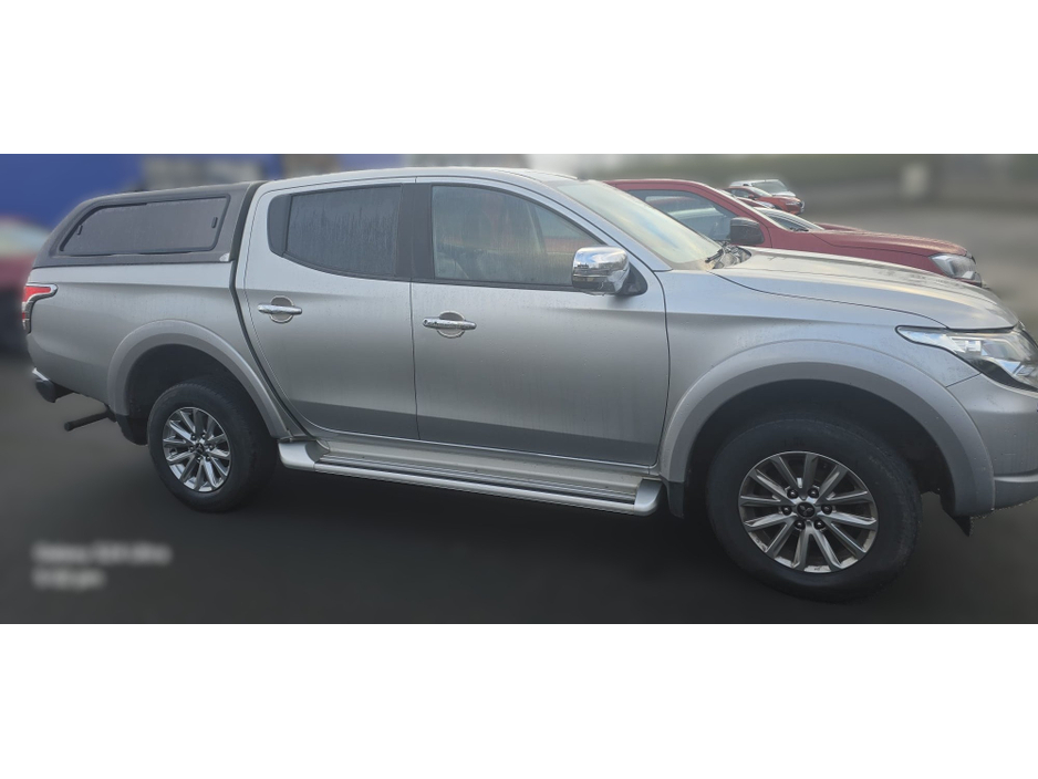 2017 Mitsubishi L200 - image 5