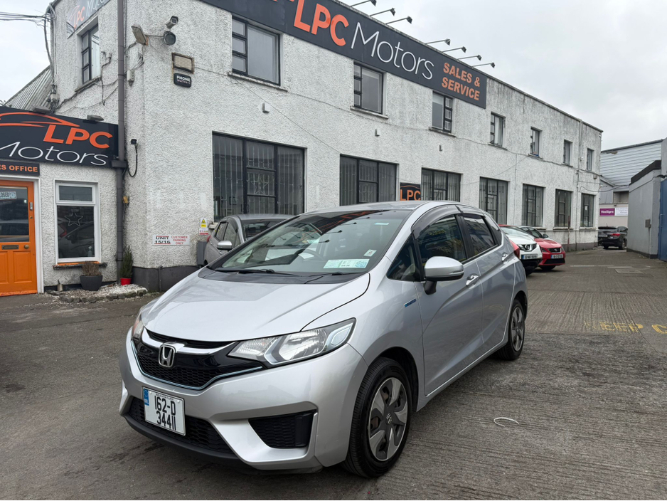 2016 Honda Fit - image 7
