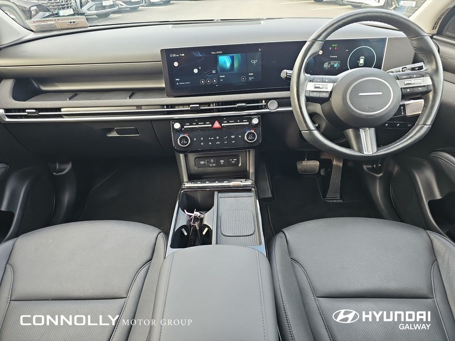 2025 Hyundai Tucson - image 4