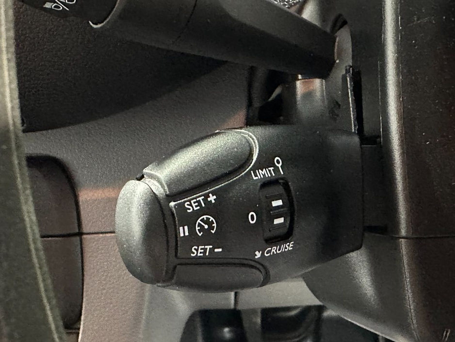 2020 Opel Vivaro LWB Twin Sliding Doors 1.5 Diesel €14,800