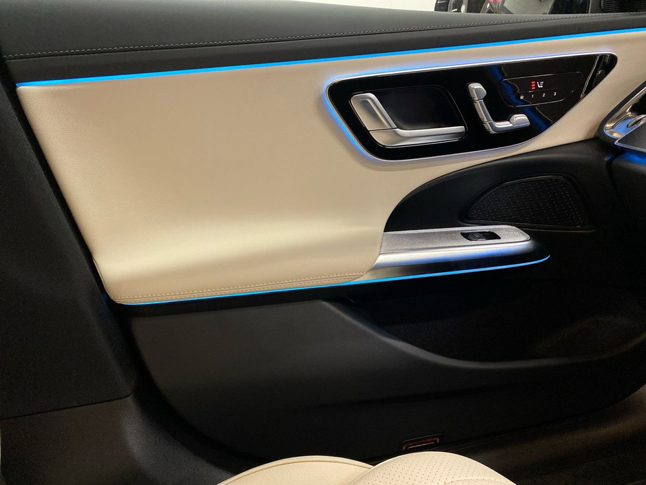 2025 Mercedes-Benz E Class E 300de AMG BLUE | Massage Seats for Driver, Heated Seats, Reversing Camera, Memory Seat Package €82,950