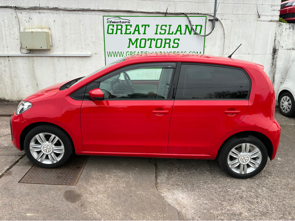 2018 Volkswagen up! - image 5