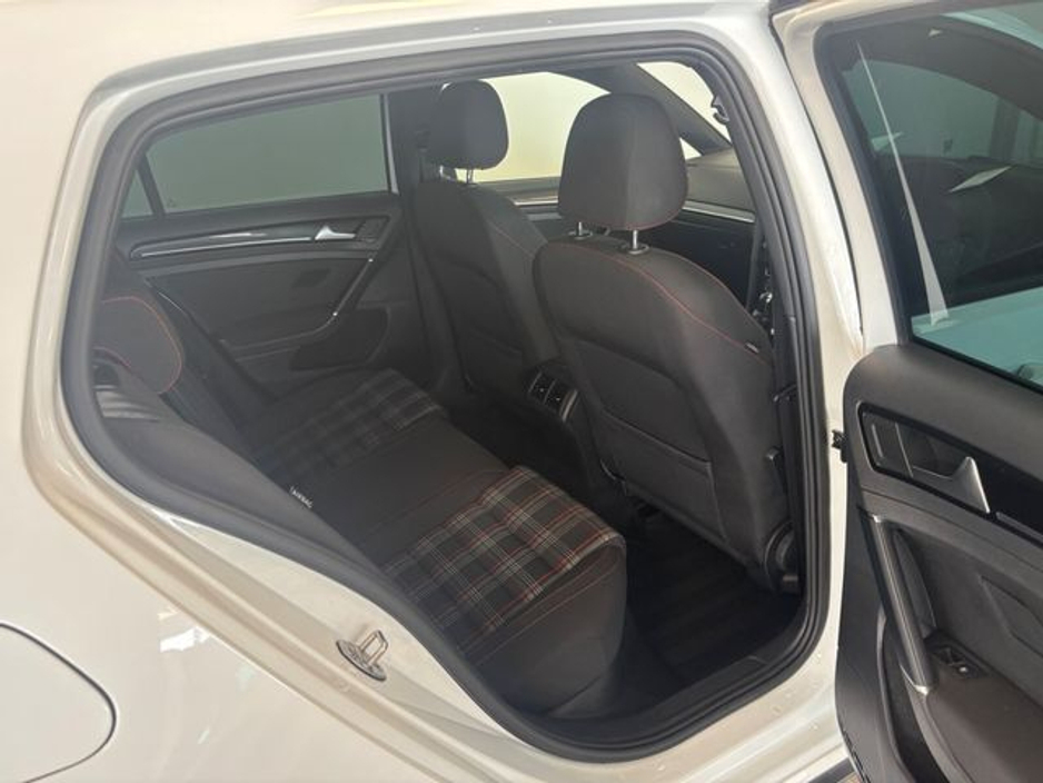 2016 Volkswagen Golf 2.0 TSI GTI DSG €19,250