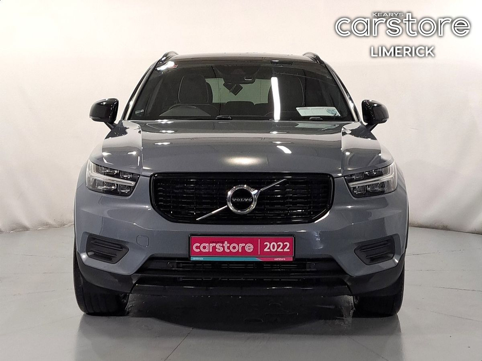 2022 Volvo XC40 PHEV T4 (197hp) R-Design FWD €33,880