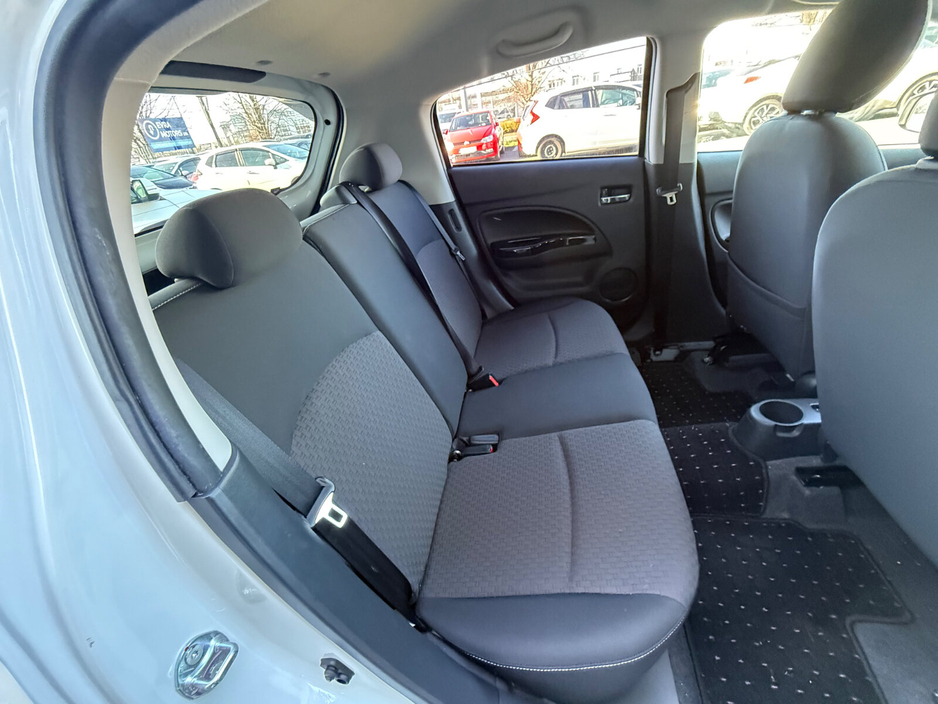 2016 Mitsubishi Mirage - image 22