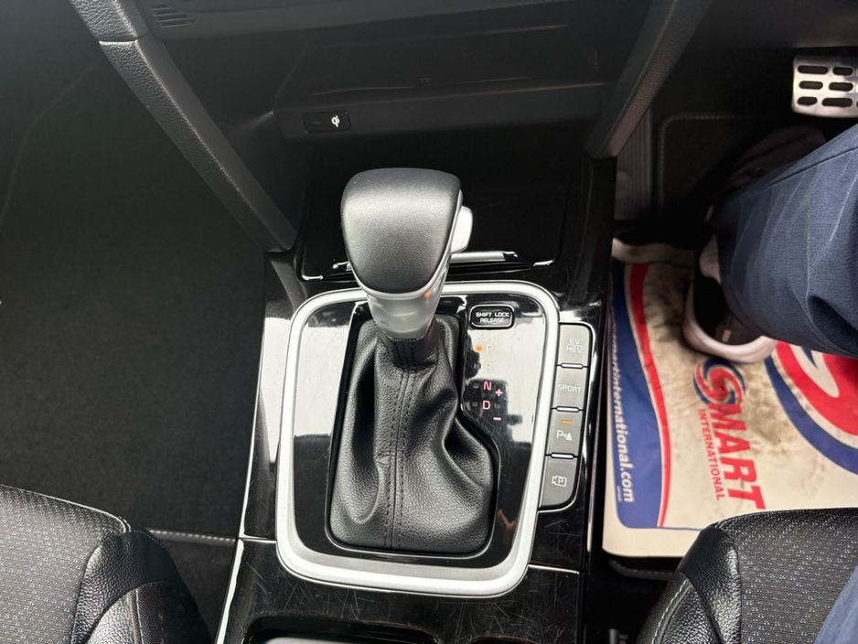 2023 Kia XCeed - image 16