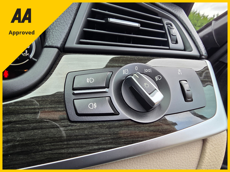 2016 BMW 5 Series - image 20