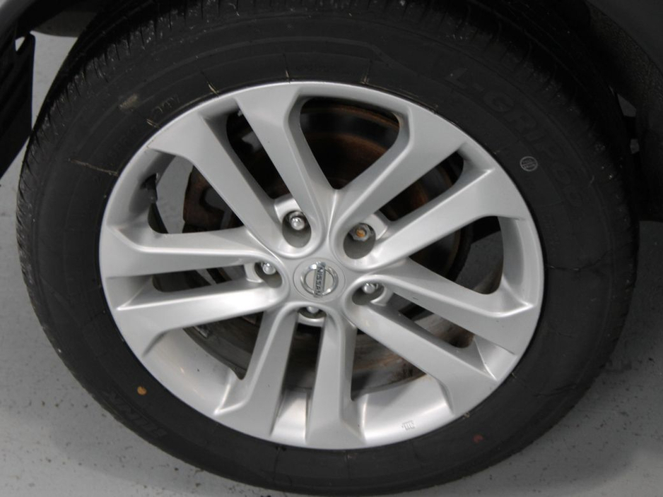 2014 Nissan Juke - image 26