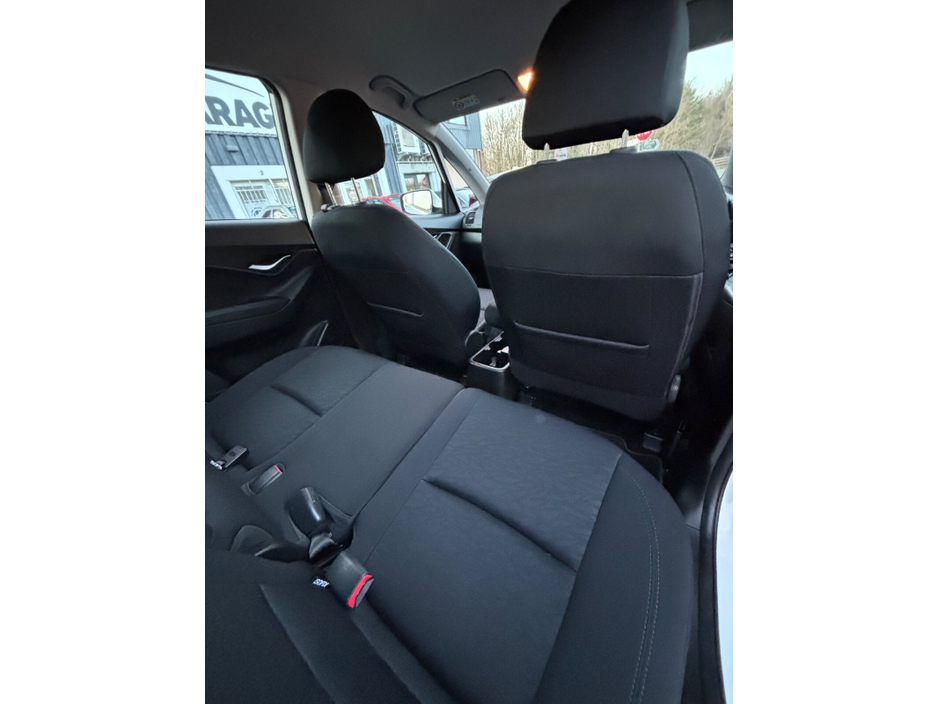 2020 Hyundai ix20 - image 20