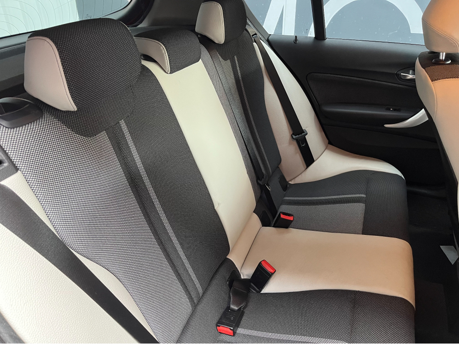 2017 BMW 1 Series - image 10