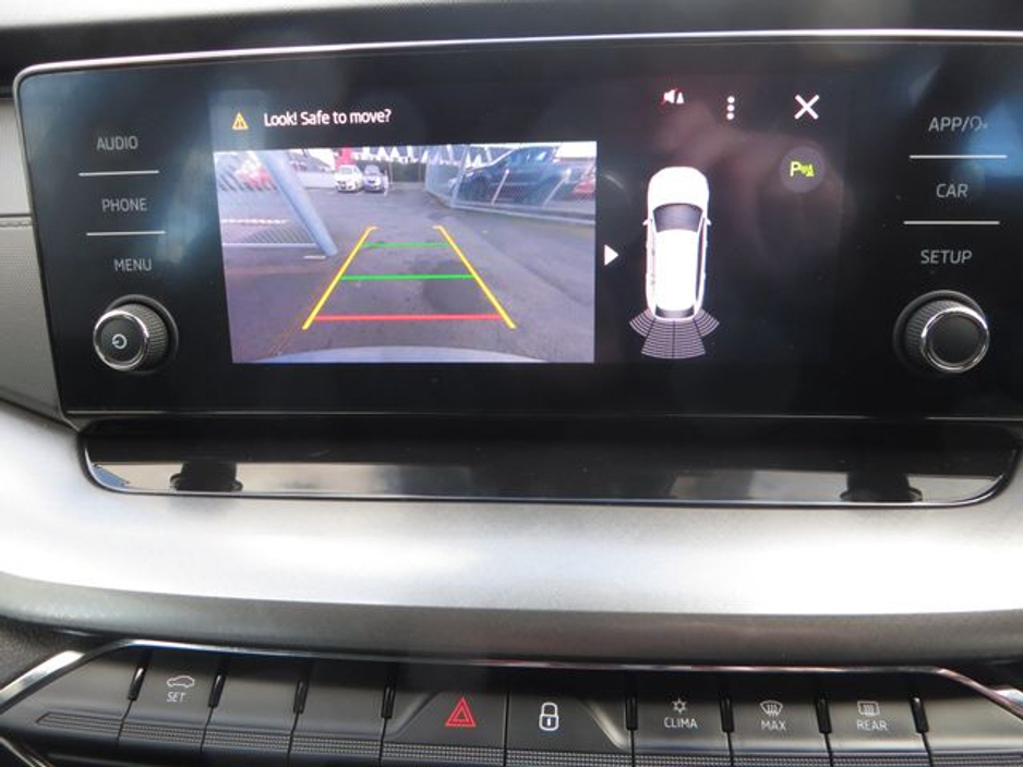 2021 Skoda Octavia AMB 2.0tdi 115HP 4DR €22,950