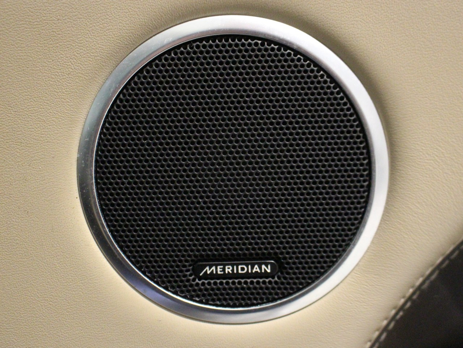 2020 Land Rover Range Rover Sport - image 25