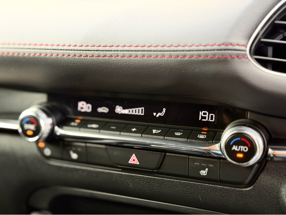 2024 Mazda Mazda3 - image 11