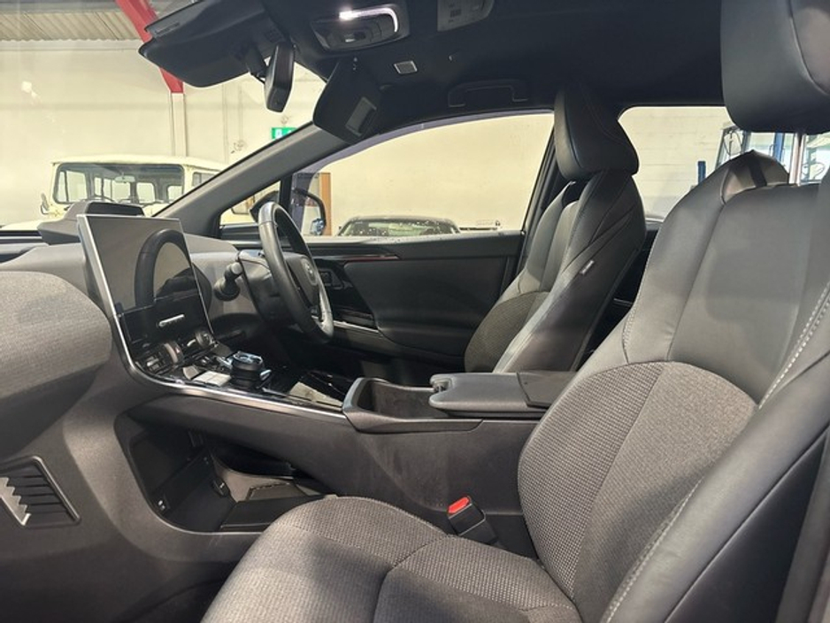 2023 Toyota bZ4X - image 6