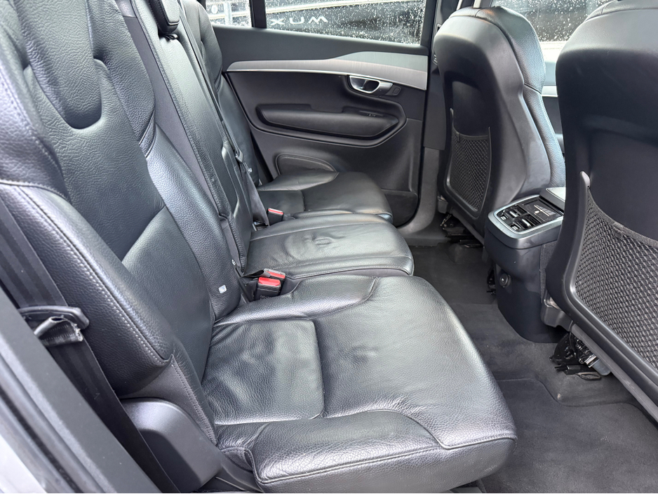 2021 Volvo XC90 2.0D B5 AWD MOMENTUM 5DR AUTO 7 SEAT €48,950