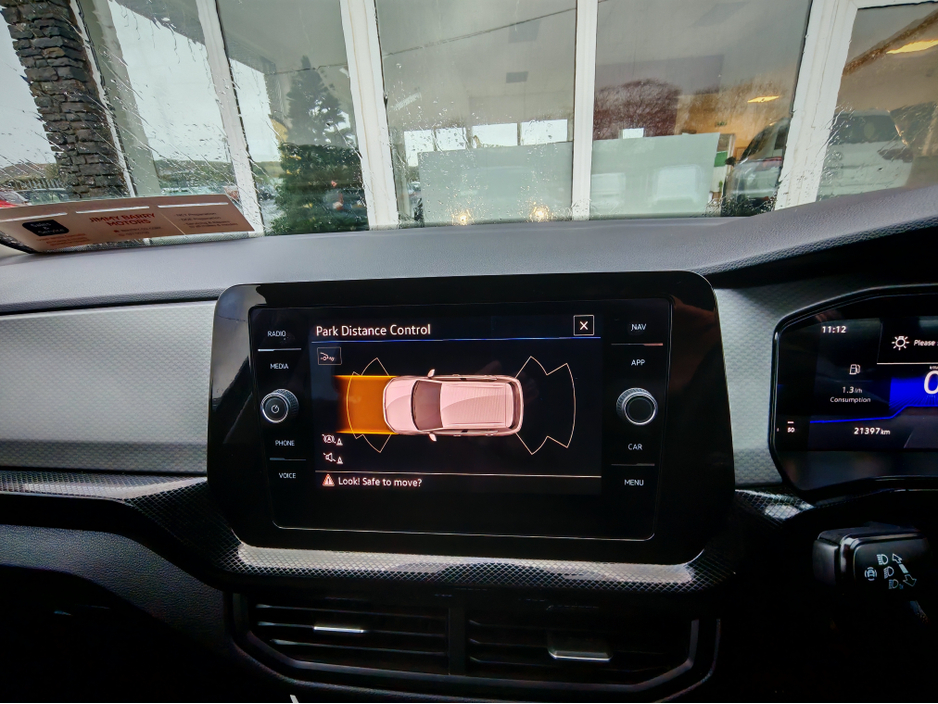 2025 Volkswagen T-Cross - image 4