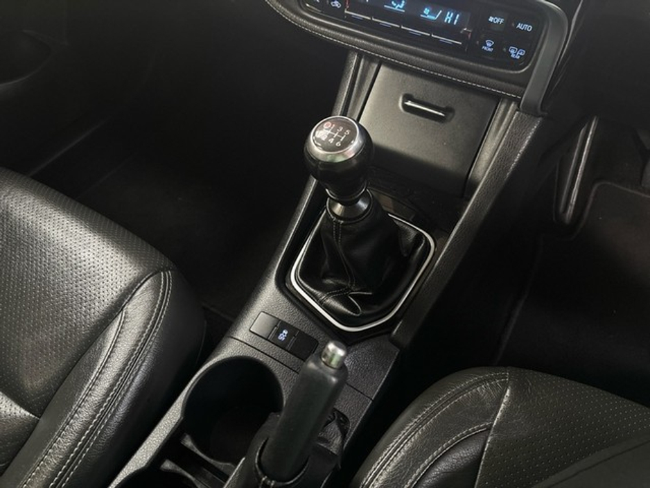 2017 Toyota Corolla 1.4 D-4D SOL 4DR €14,950