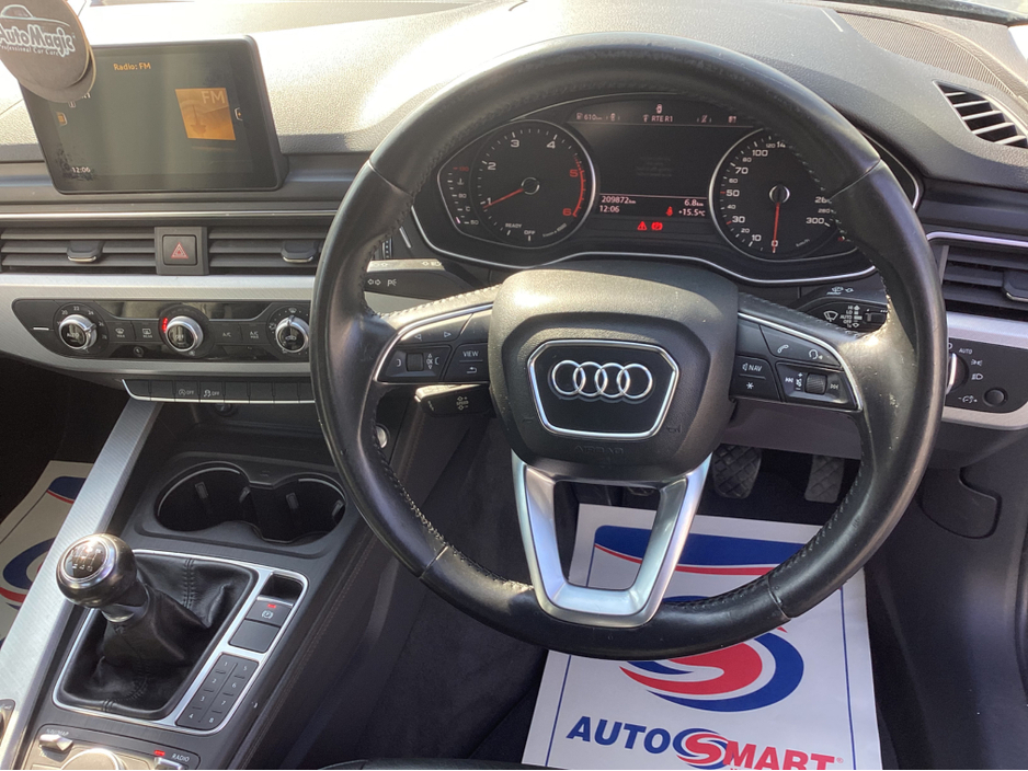 2016 Audi A4 - image 12