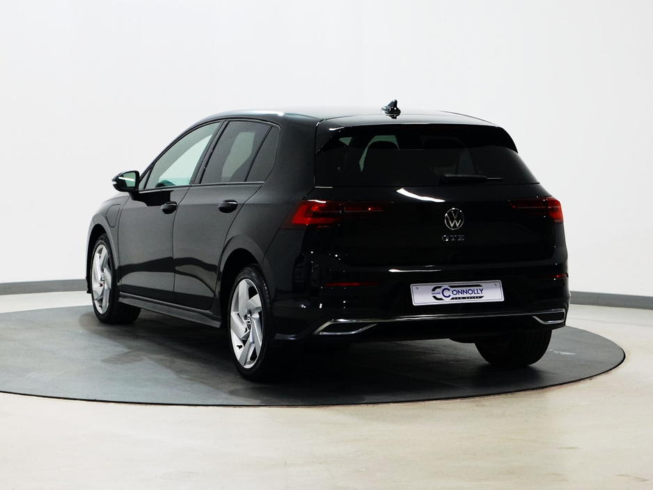 2023 Volkswagen Golf *26* GTE S-A DSG €29,995