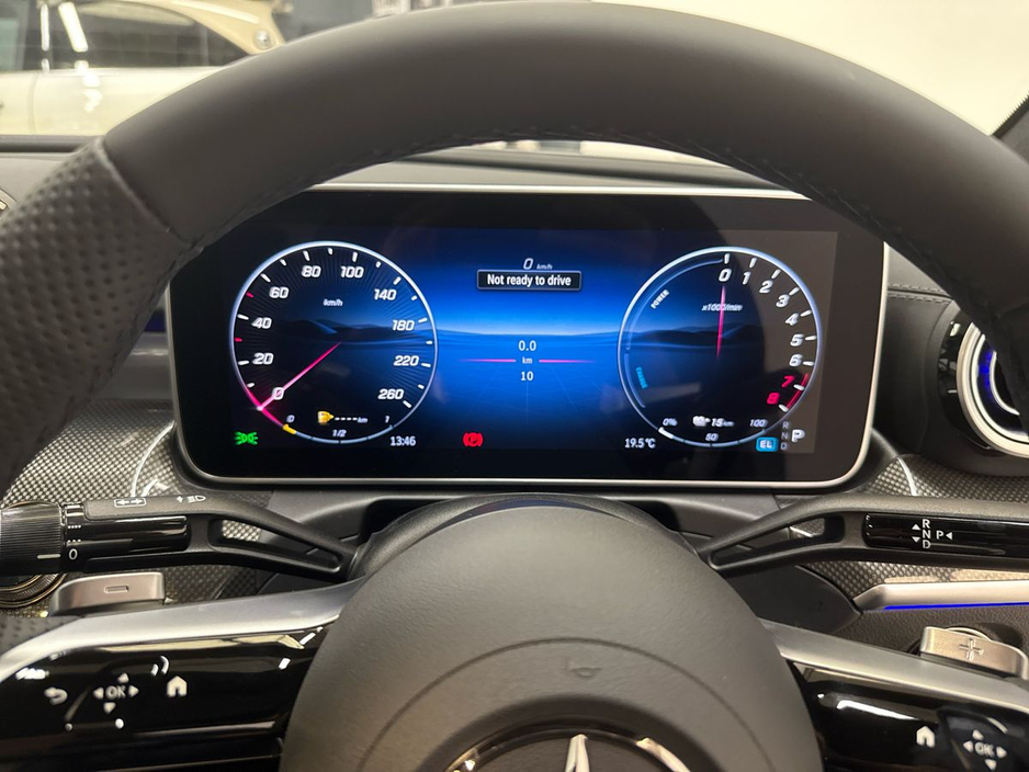 2026 Mercedes-Benz CLE CLE 300 e AMG PHEV Line * Premium Pack* | Memory Seat Package, Panoramic Sunroof €90,508