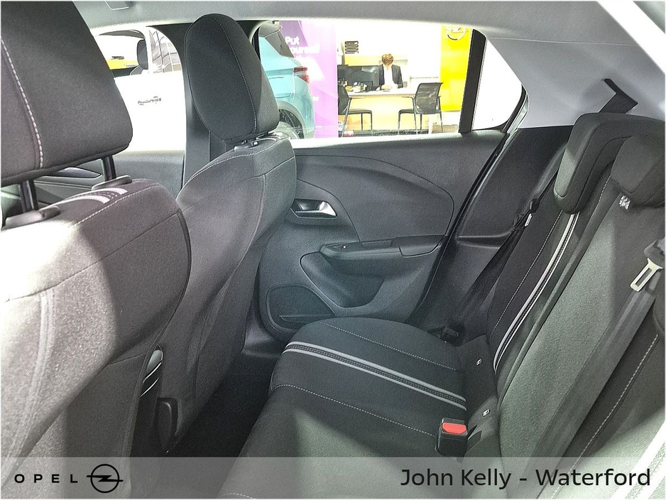 2023 Opel Corsa - image 10