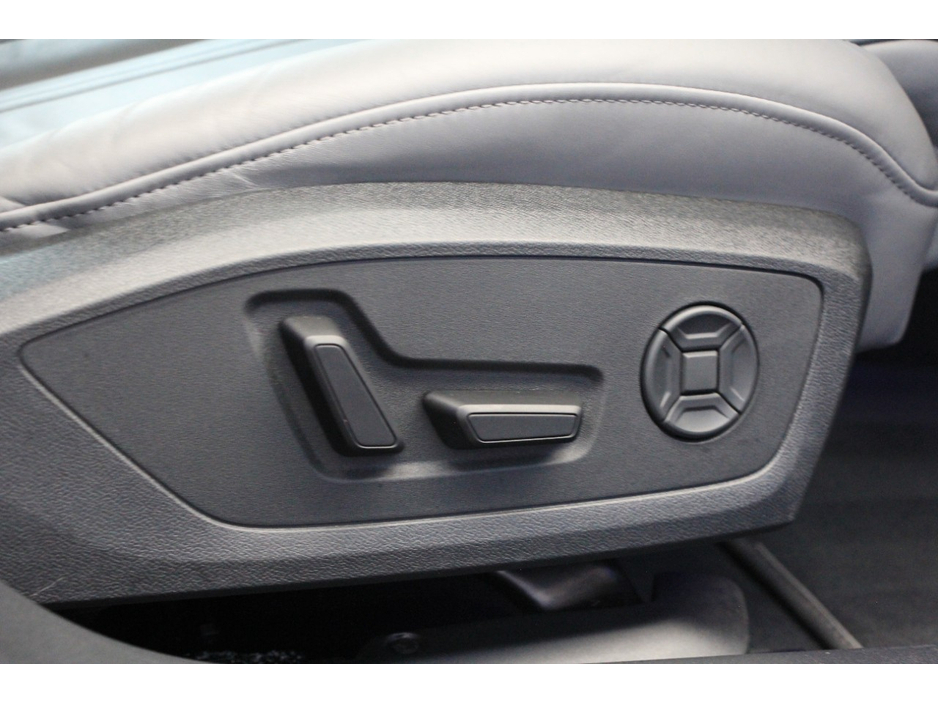 2025 Audi A6 - image 10