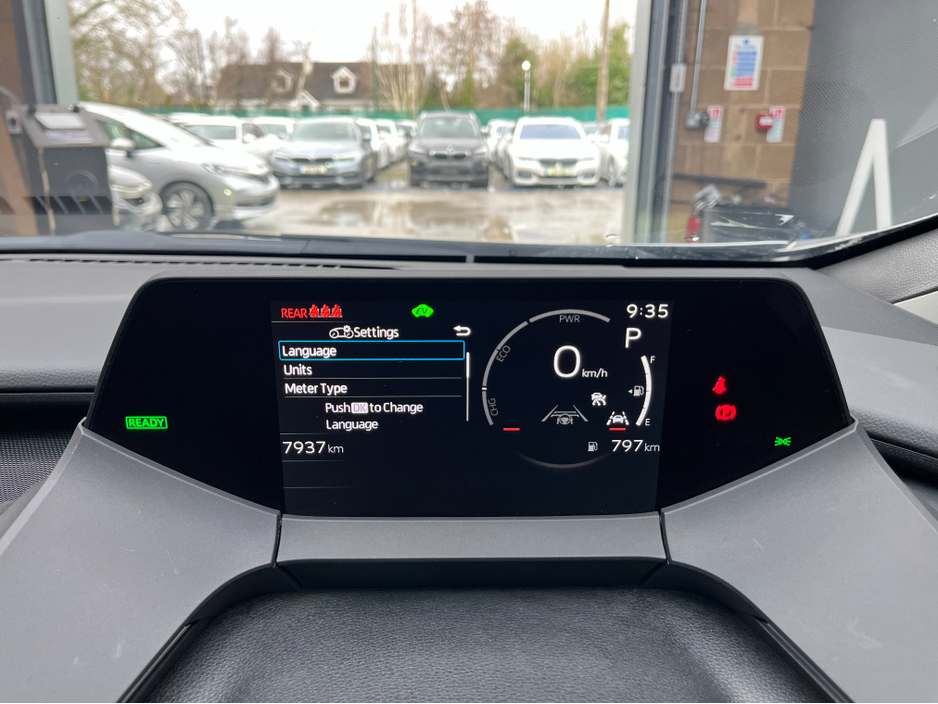 2025 Toyota Prius - image 20