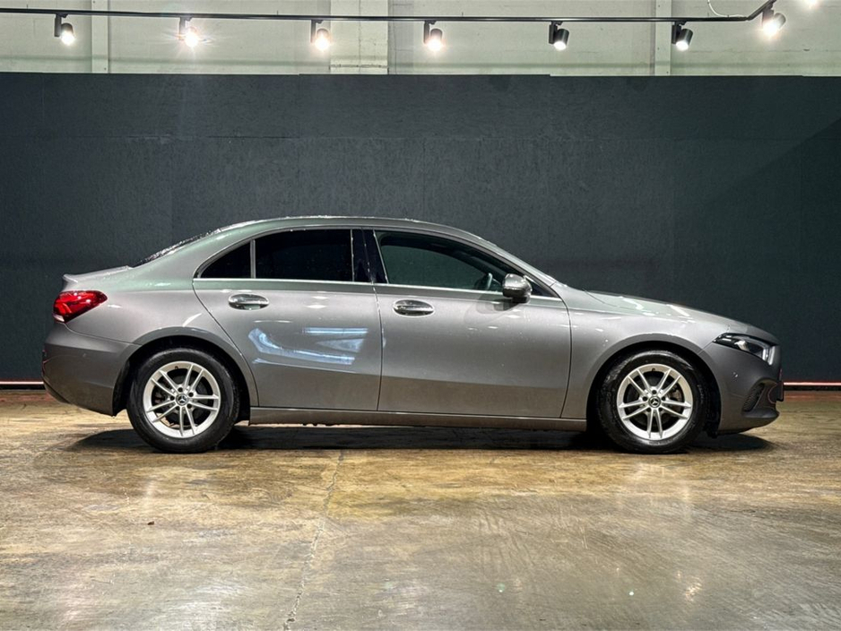 2020 Mercedes-Benz A Class - image 2