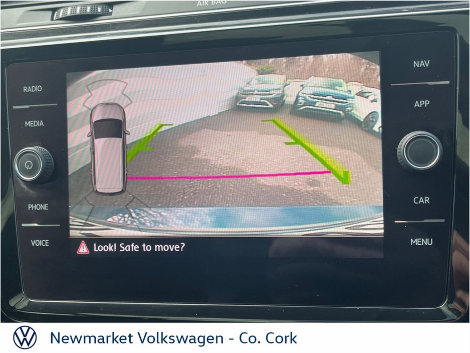 2019 Volkswagen Touran - image 16