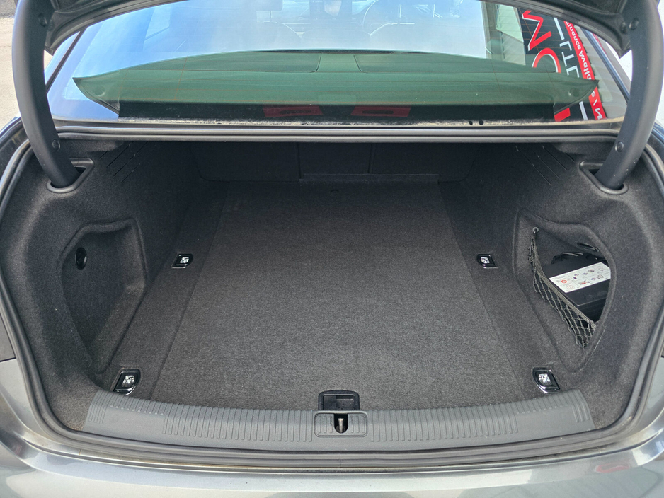 2020 Audi A4 - image 27