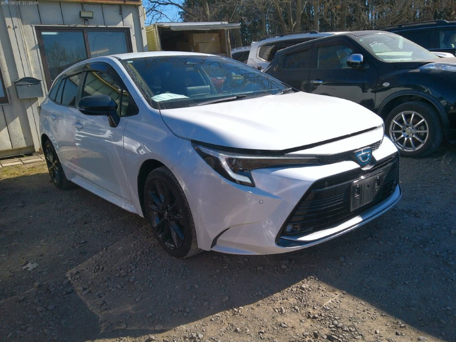 2023 Toyota Corolla - image 5