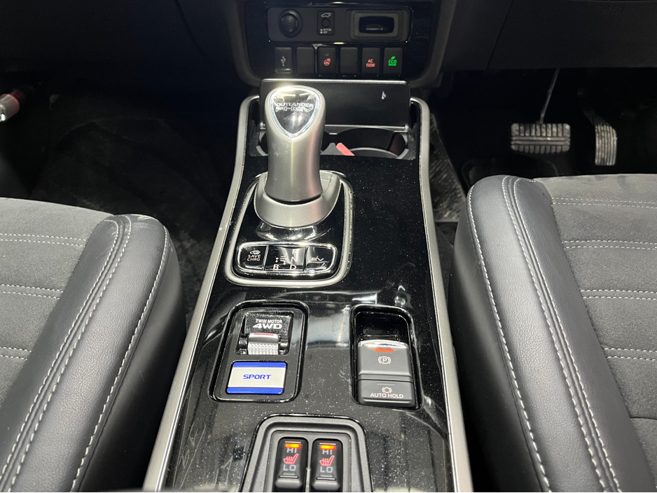 2019 Mitsubishi Outlander €22950 2019 MITSUBISHI OUTLANDER PHEV G PLUS PACKAGE 2.4 AUTOMATIC / CRUISE CONTROL / 360° PARKING CAMERA / ELECTRIC HEATED SEATS / HEATED STEERING WHEEL / PADDLE SHIFTERS €22,950