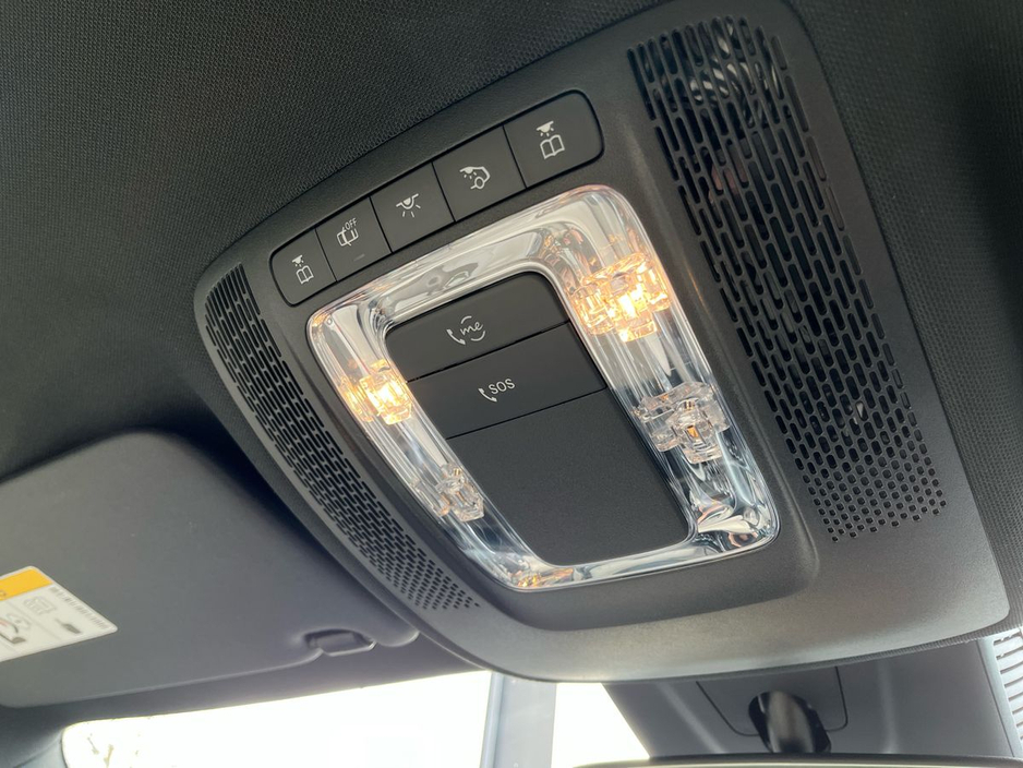 2022 Mercedes-Benz GLA Class - image 30