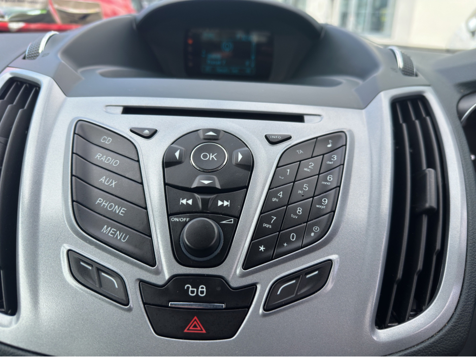 2015 Ford C-Max - image 14