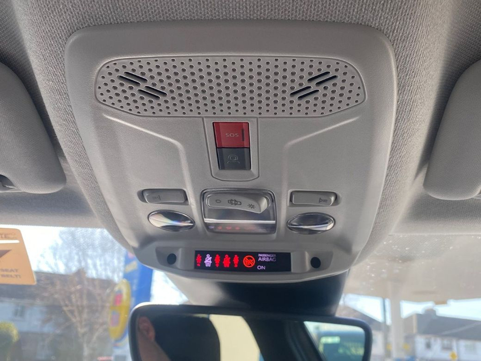 2024 Citroen C4 - image 20